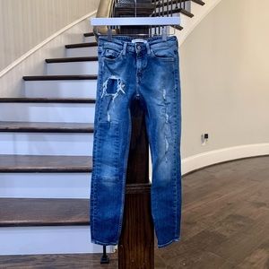 Juniors Distressed Jeans